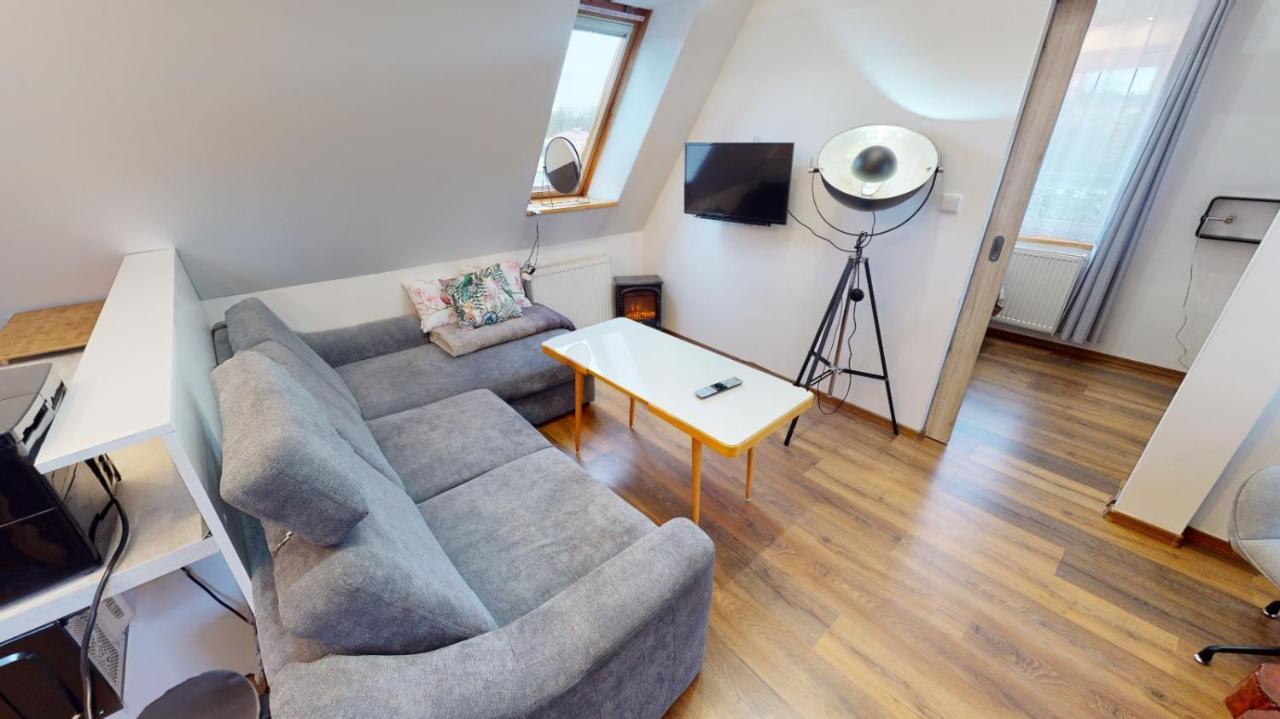 Apartman Atelier Vary V Nove Zrekonstruovanem Dome Karlovy Vary Exterior foto